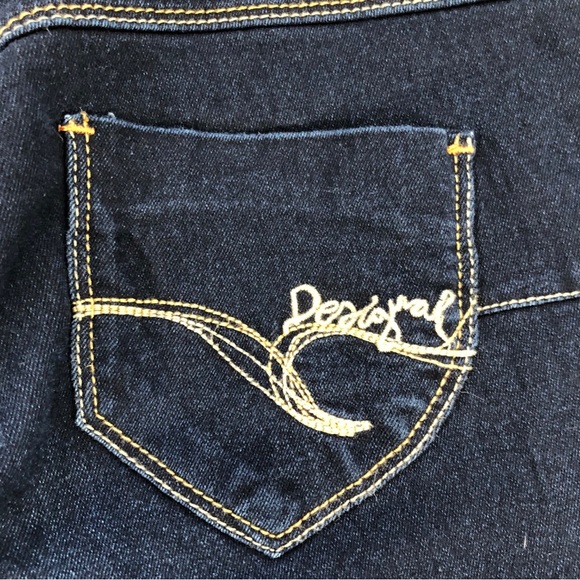 Desigual, Skinny Jeans, Size 24 - Picture 5 of 10